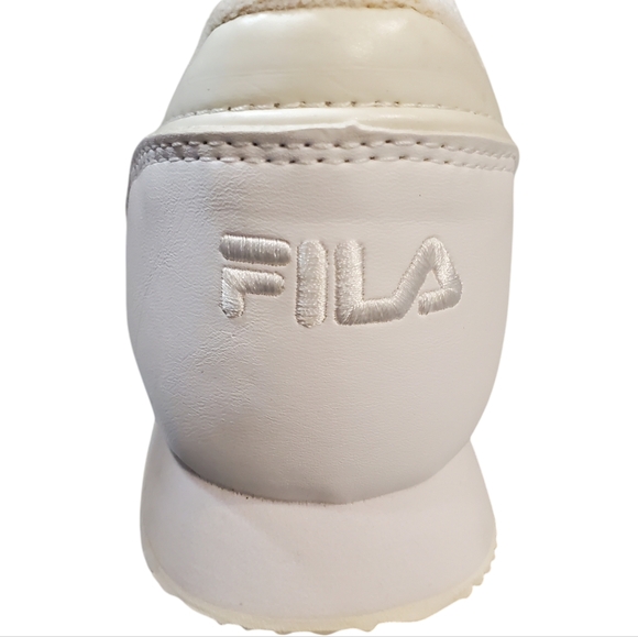 Fila Walking Shoes Womens Size 6.5 White Lace-up Low Top Sneakers - Picture 12 of 12